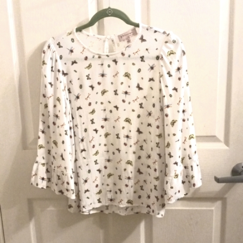 Philosophy Small Woman's Top Flutter Sleeves Insect Design Feminine Comf…